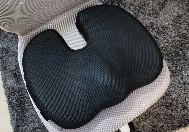 腰痛クッションは効果あり?選び方や活用法を紹介